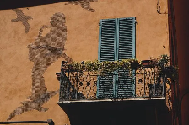 Navigating Bologna: Everything You Need To Know Before You Move